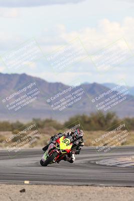 media/Nov-16-2025-Race Pace (Sun) [[8c5fa54630]]/Non Verified Riders (1st 20 Minutes)/5-Turn 15 (110pm)/